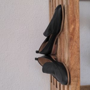 Susina Kellen Almond Toe Loafer Size 8